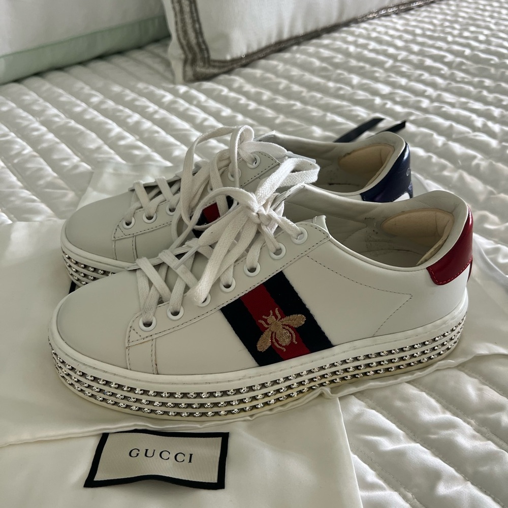 Gucci White Sneakers with Red and Blue Stripes
